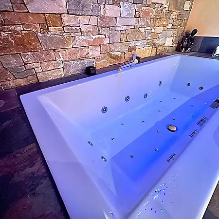 Karin Hotel 3*