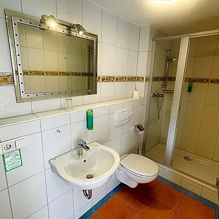 Karin Hotel 3*